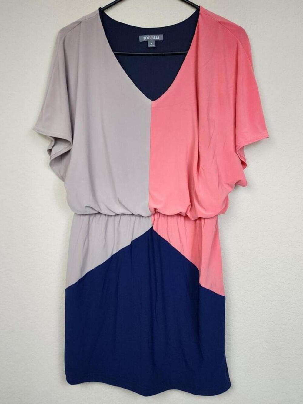 Roz & Ali Size 4 Color Block Dress